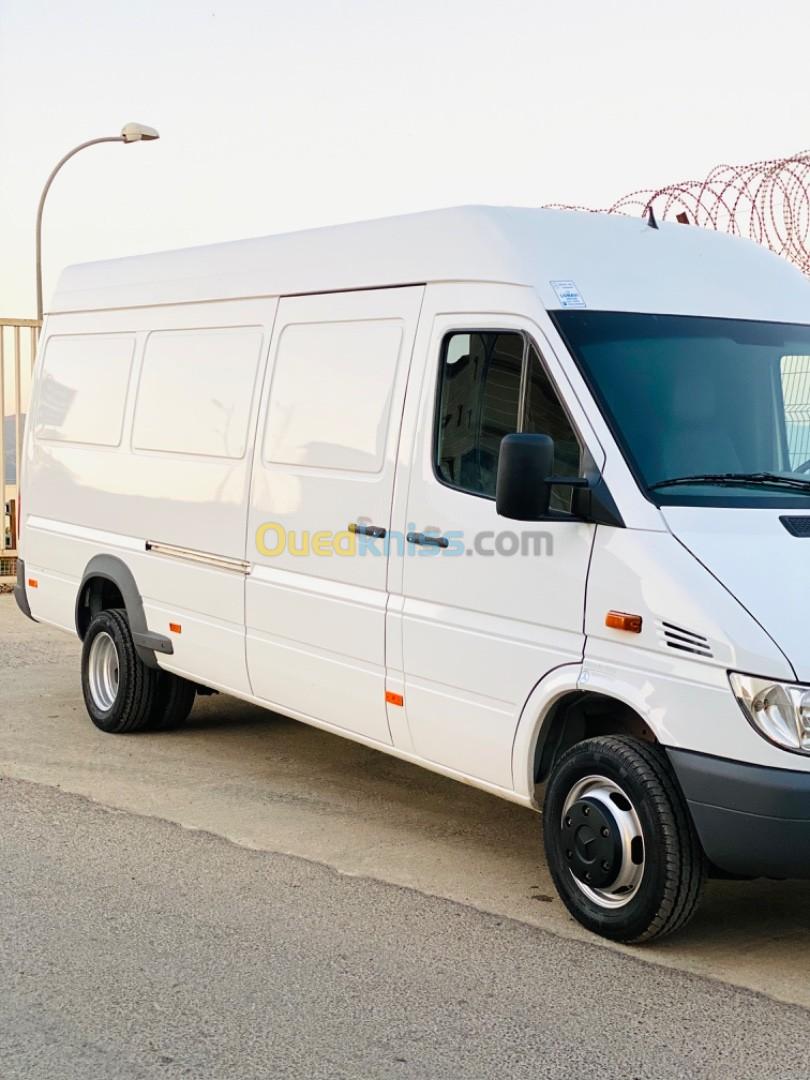 Sprinter 413 Mercedes 2011