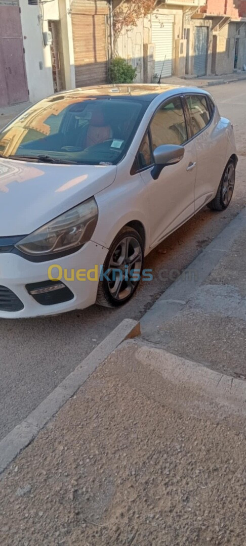 Renault Clio 4 2015 GT Line +