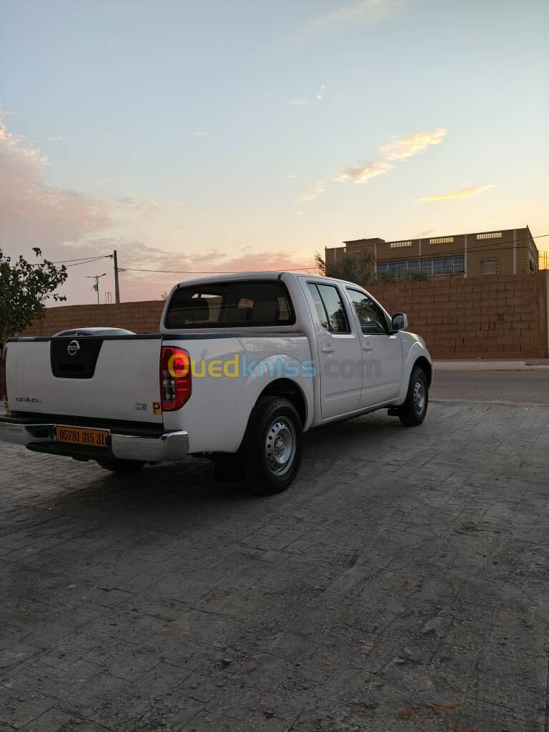 Nissan Navara 2015 Elegance 4x2