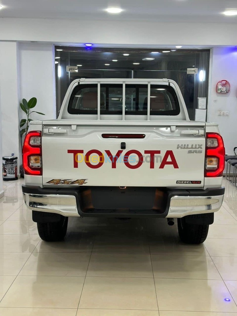 Toyota Hélix 2024 GLX 4*4