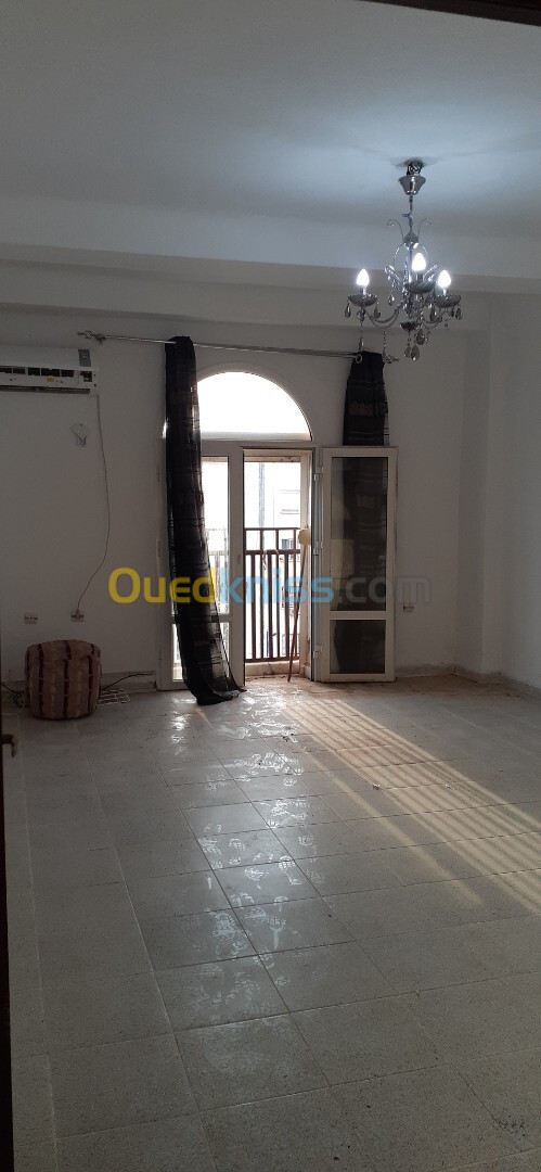 Location Appartement F3 Tipaza Kolea