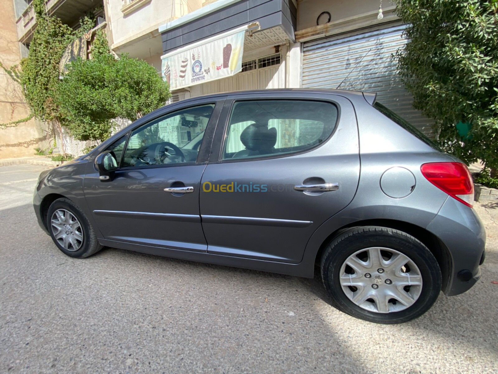 Peugeot 207 2011 