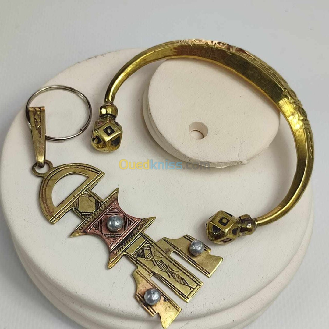 Porte clé et bracelet Touaregs .