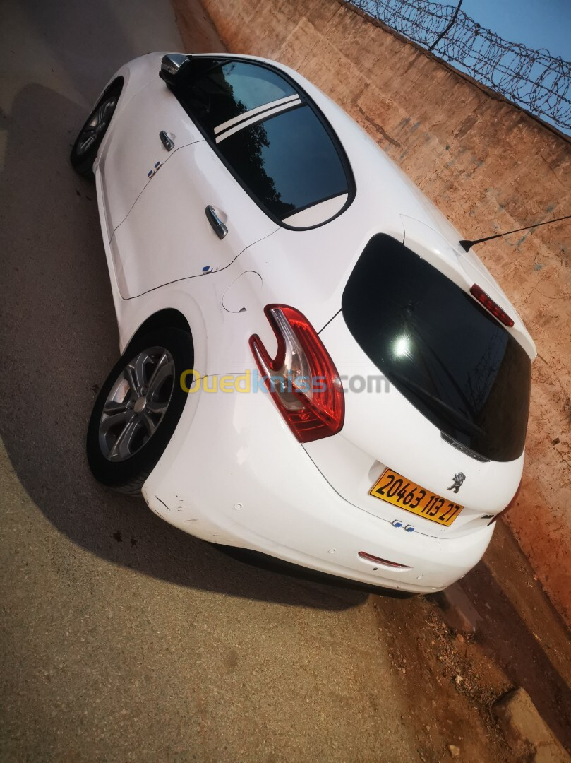 Peugeot 208 2013 Allure