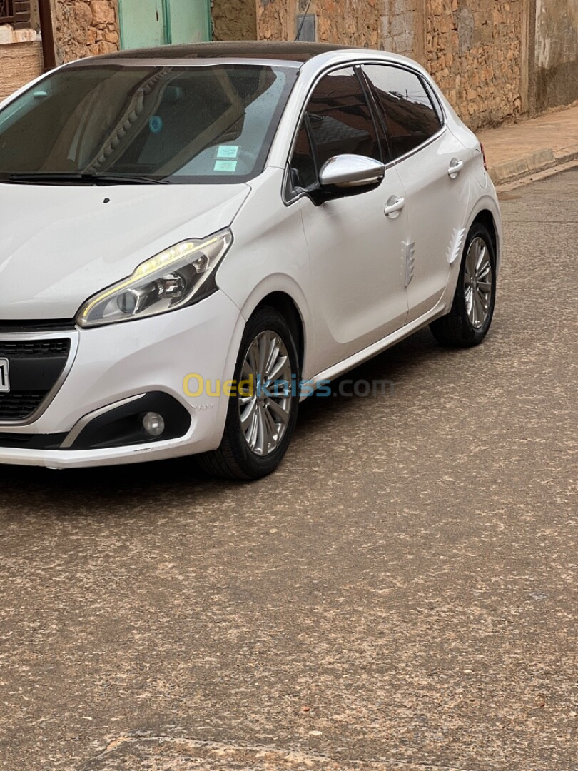 Peugeot 208 2019 Allure Facelift