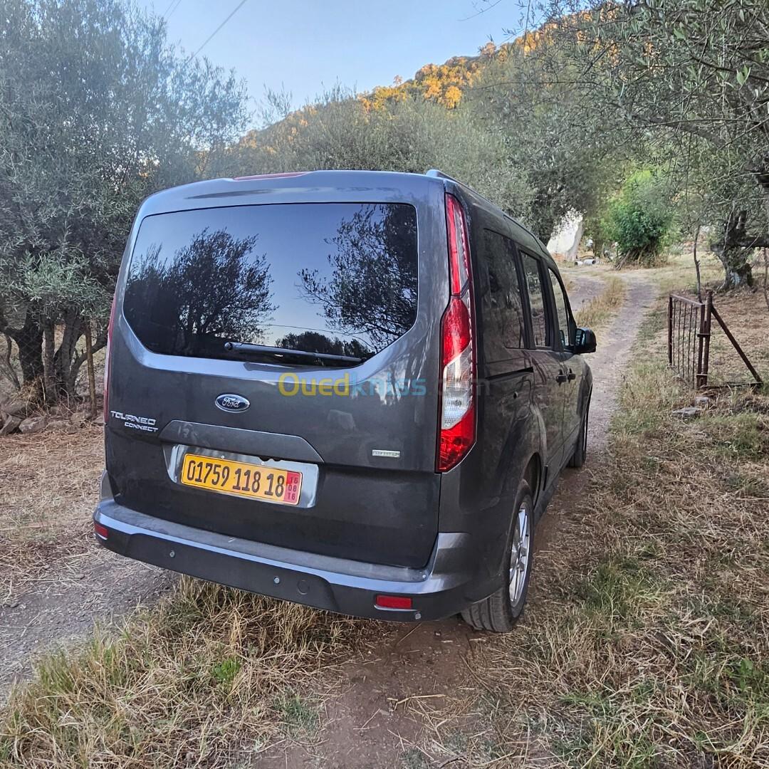 Ford Tourneo Connect 2018 T&ocirc;lé