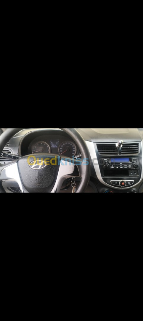 Hyundai Accent RB  5 portes 2012 