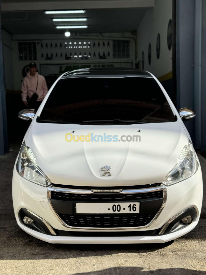 Peugeot 208 2019 Active Facelift