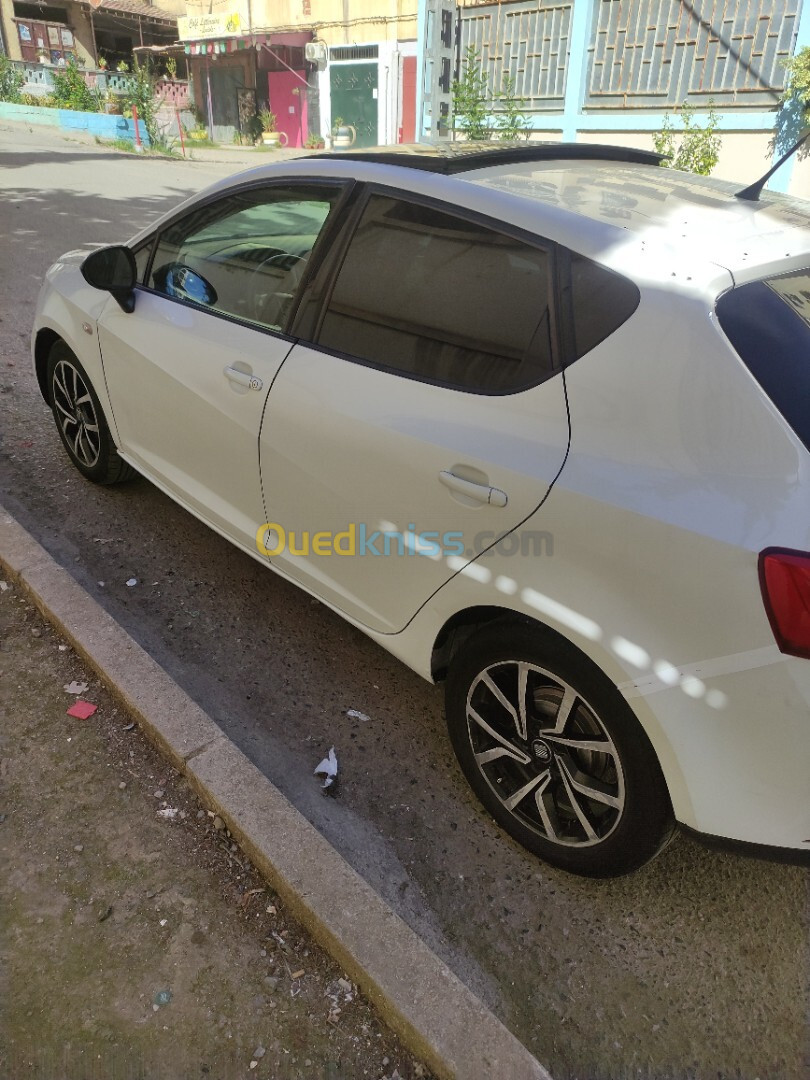 Seat Ibiza 2013 Fully +Toit ouvrant