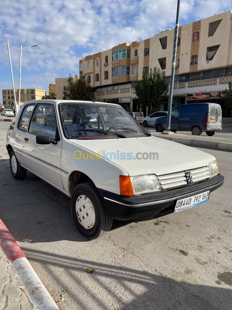 Peugeot 205 1992 Junior