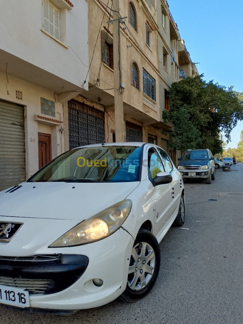 Peugeot 206 Plus 2013 generation