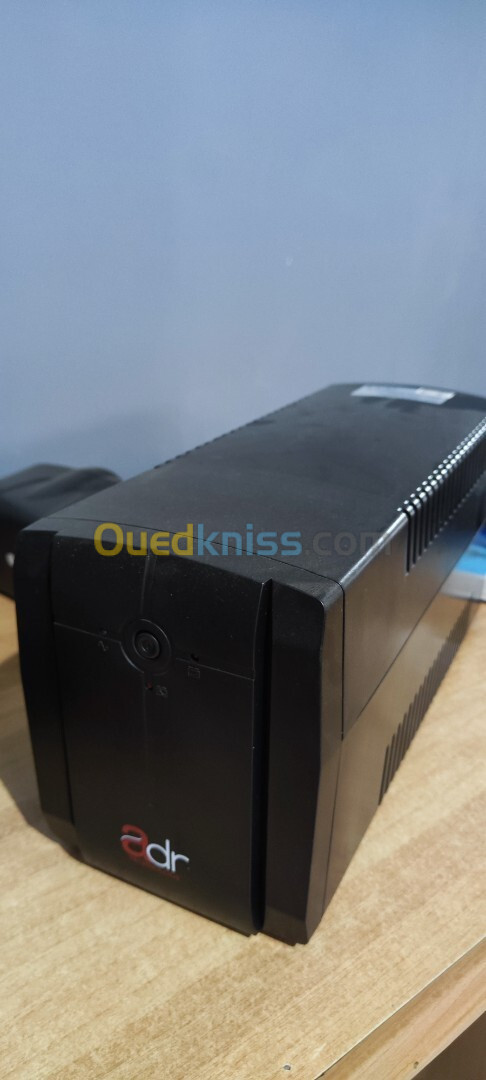 Onduleur UPS 720w