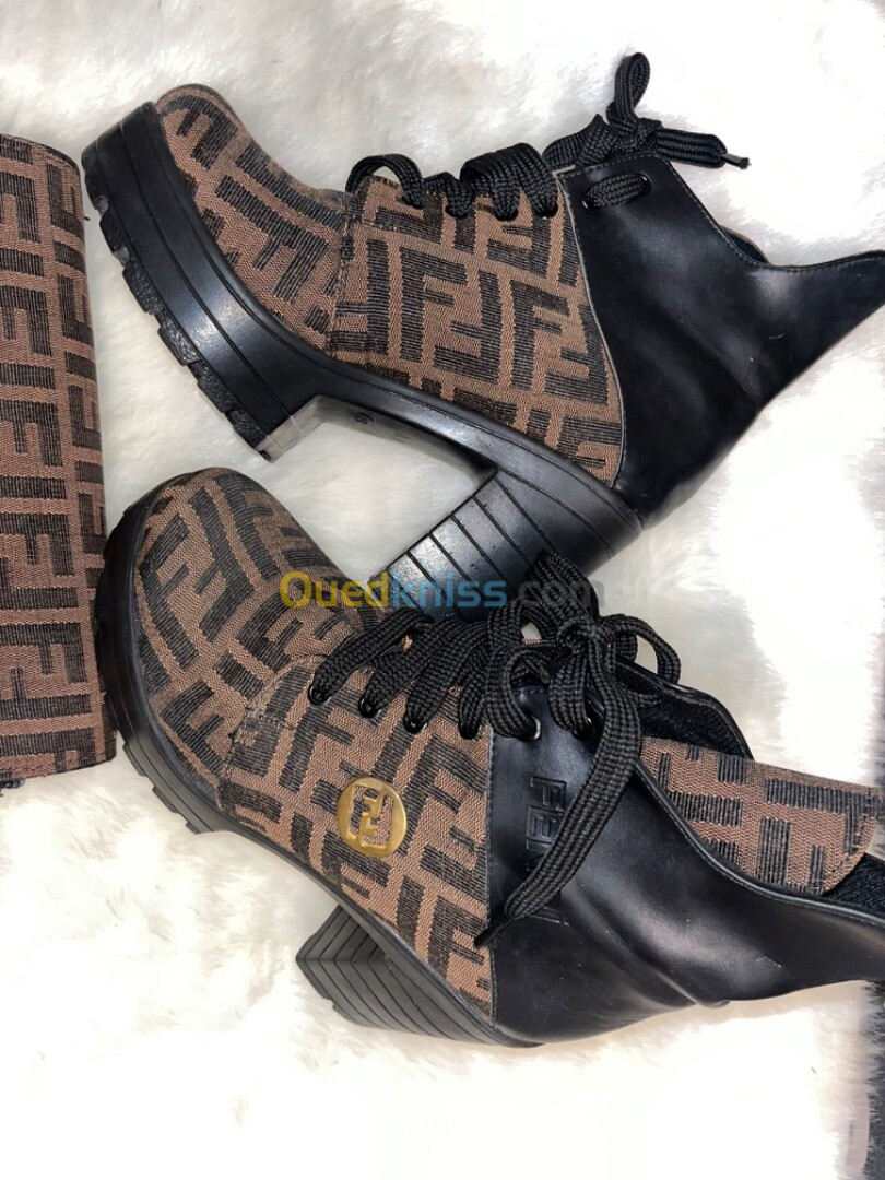 Bottes talon fendi