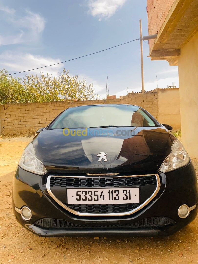 Peugeot 208 2013 