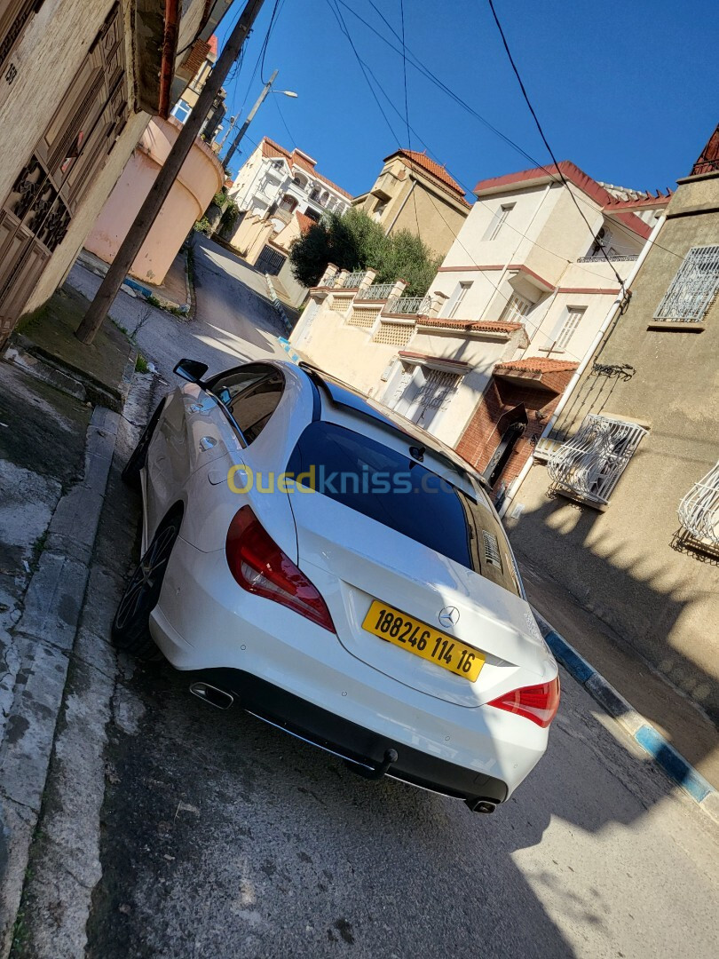 Mercedes CLA 2014 Coupé Exclusif + AMG 