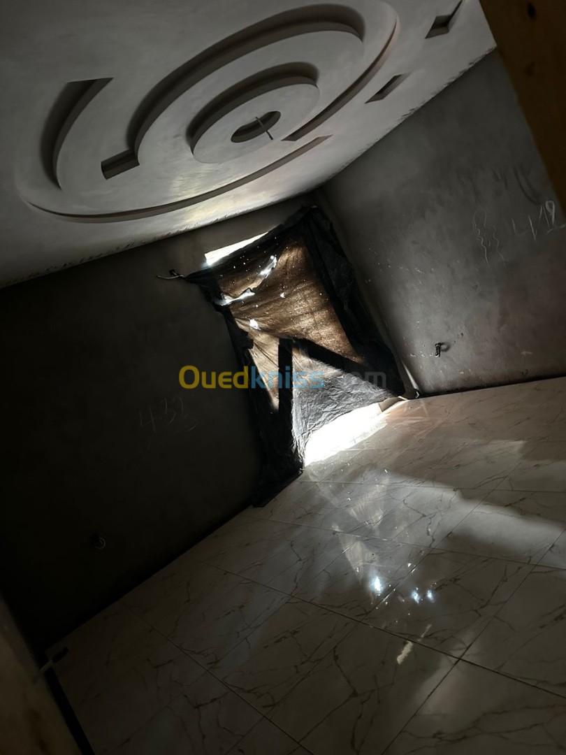 Vente Appartement F4 Alger Bordj el bahri