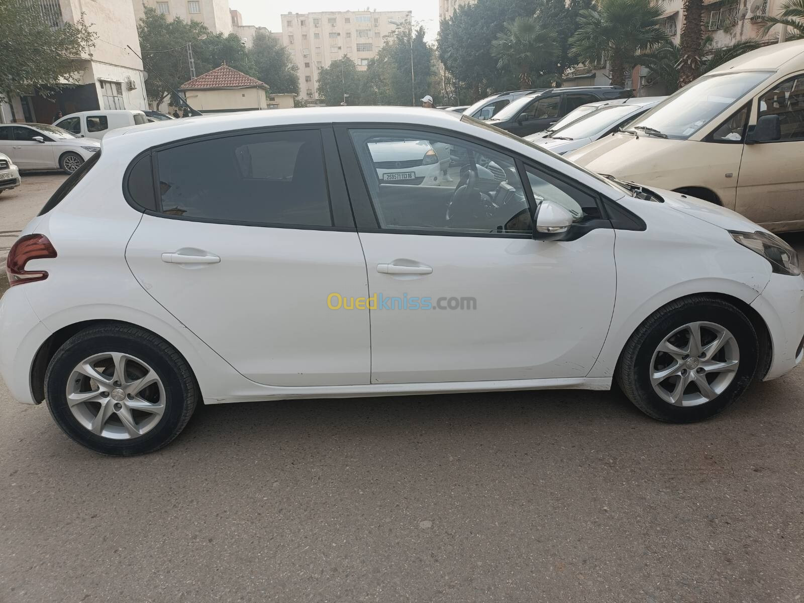 Peugeot 208 2016 Active Facelift