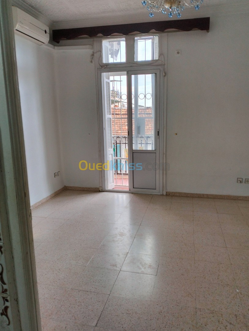 Location Appartement F4 Constantine Constantine