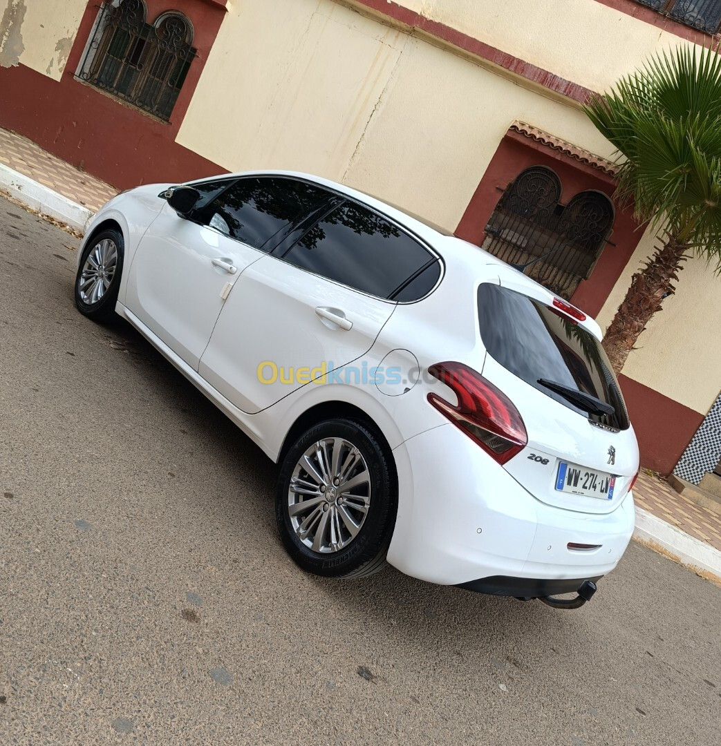 Peugeot 208 2019 Allure Facelift