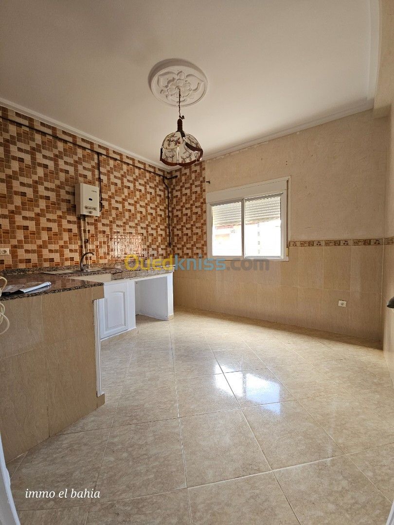 Location Appartement F3 Oran Bir el djir