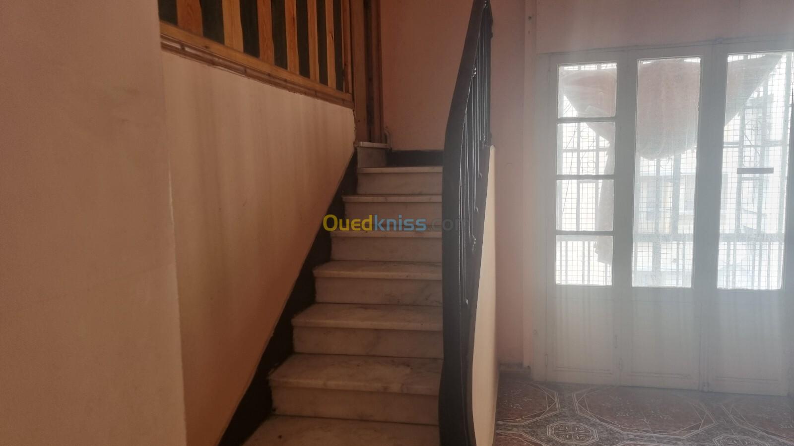 Location Appartement F03 Oran Oran