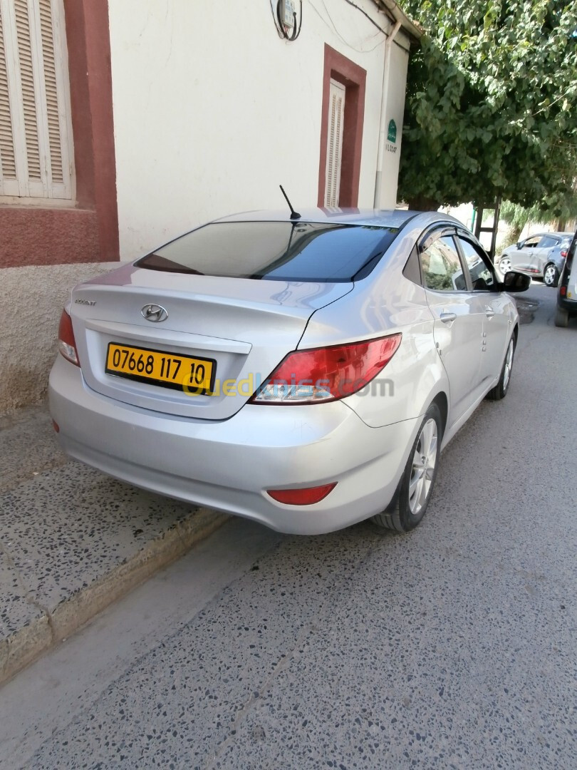 Hyundai Accent RB  4 portes 2017 GL+