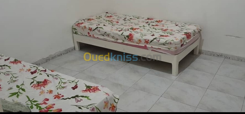 Location vacances Appartement F3 Tipaza Bou ismail