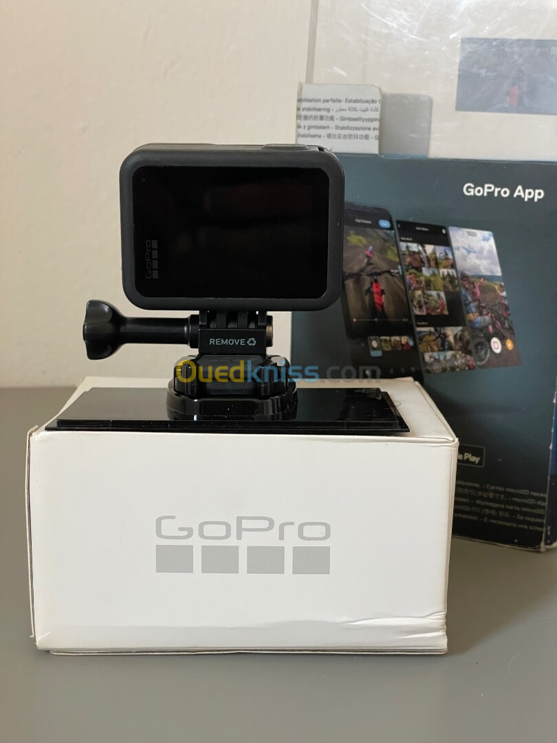 Gopro HERO 8 Black + 06 Accessoire avec prix imbattable