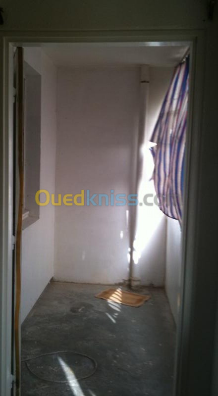 Echange Appartement F4 Batna Batna