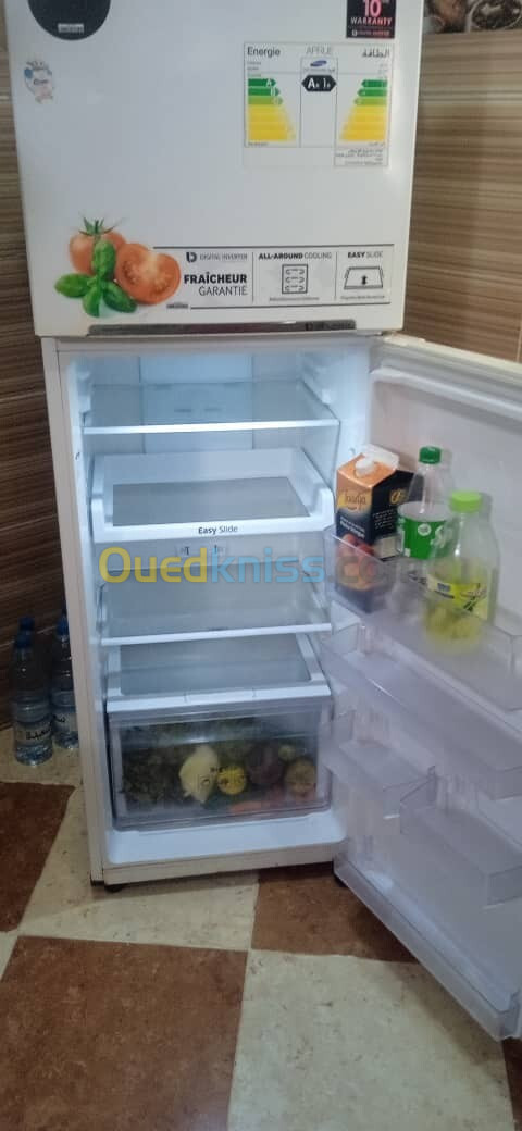 À vendre un frigidaire samsung