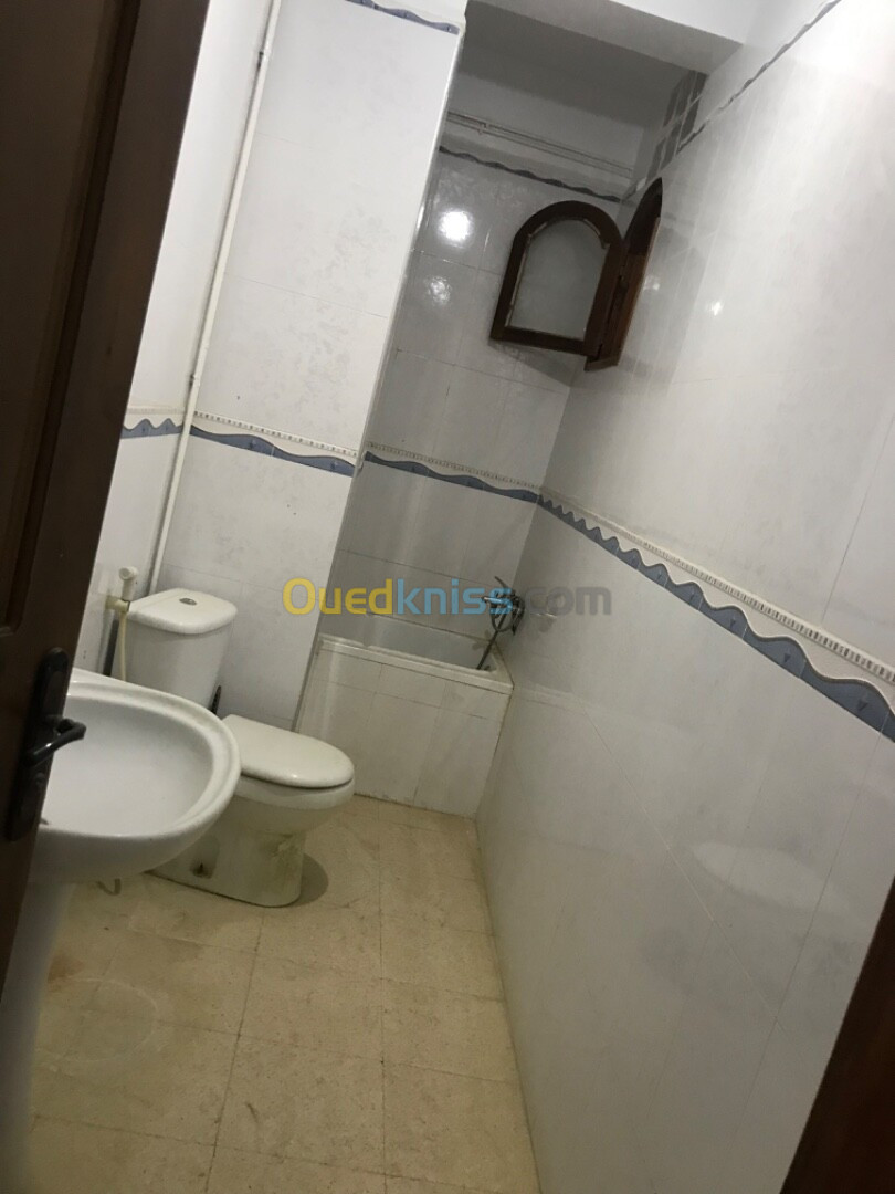 Location Niveau De Villa F3 Alger Draria