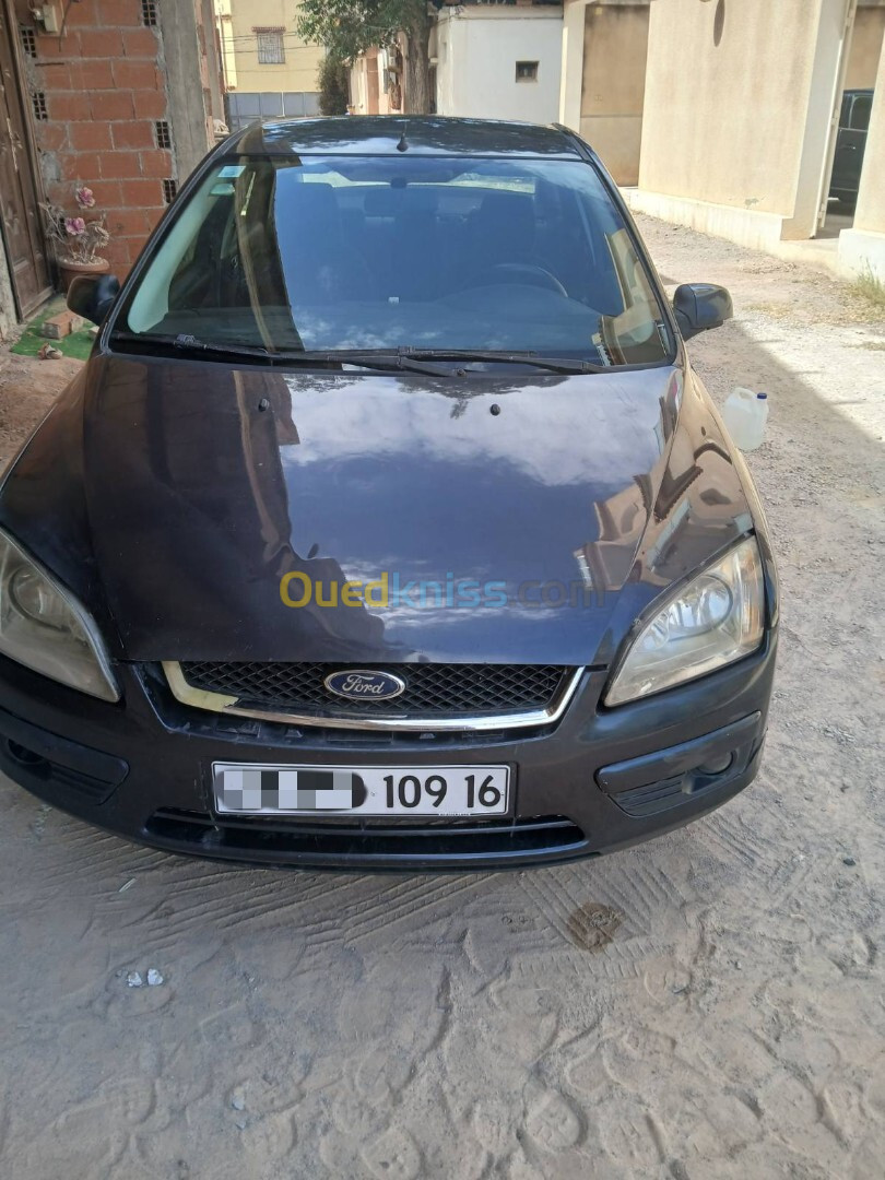 Ford Focus 4 portes 2009 