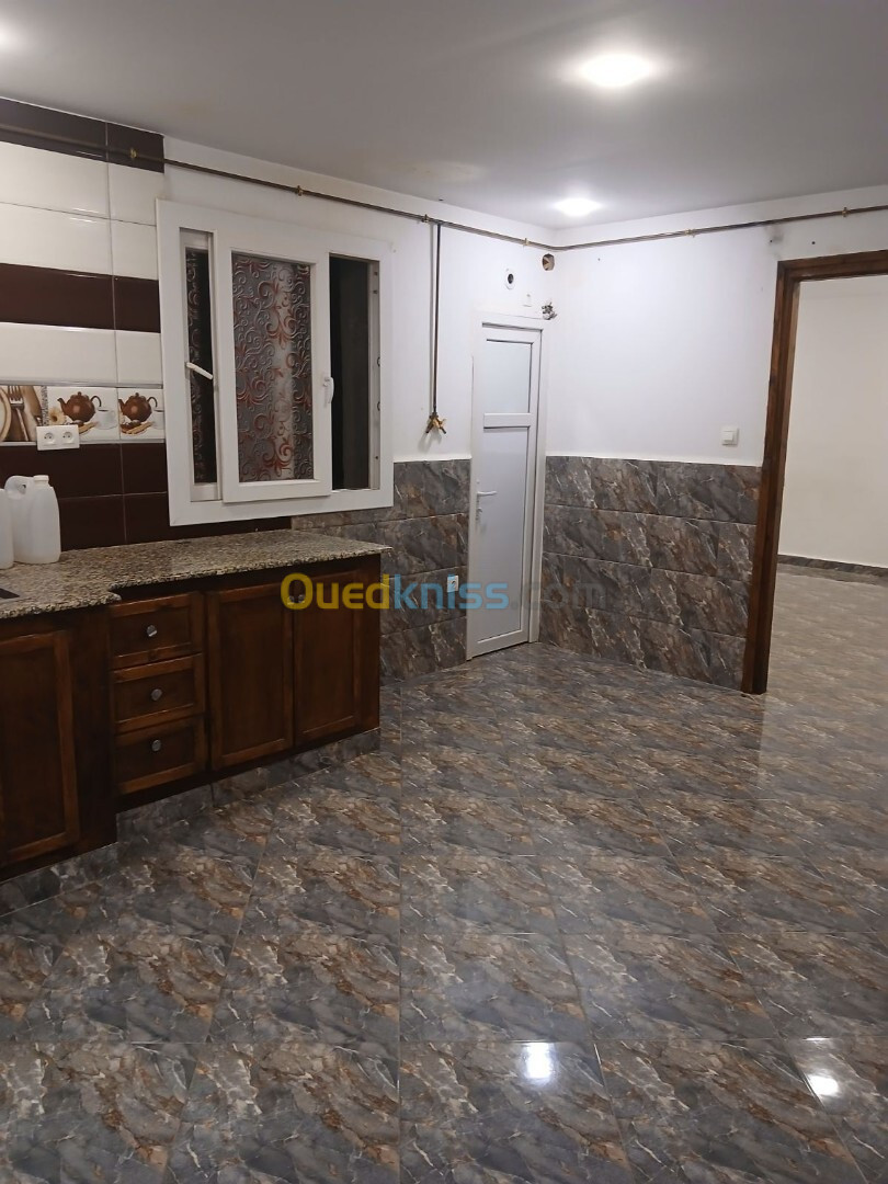 Location Appartement F2 Alger Les eucalyptus