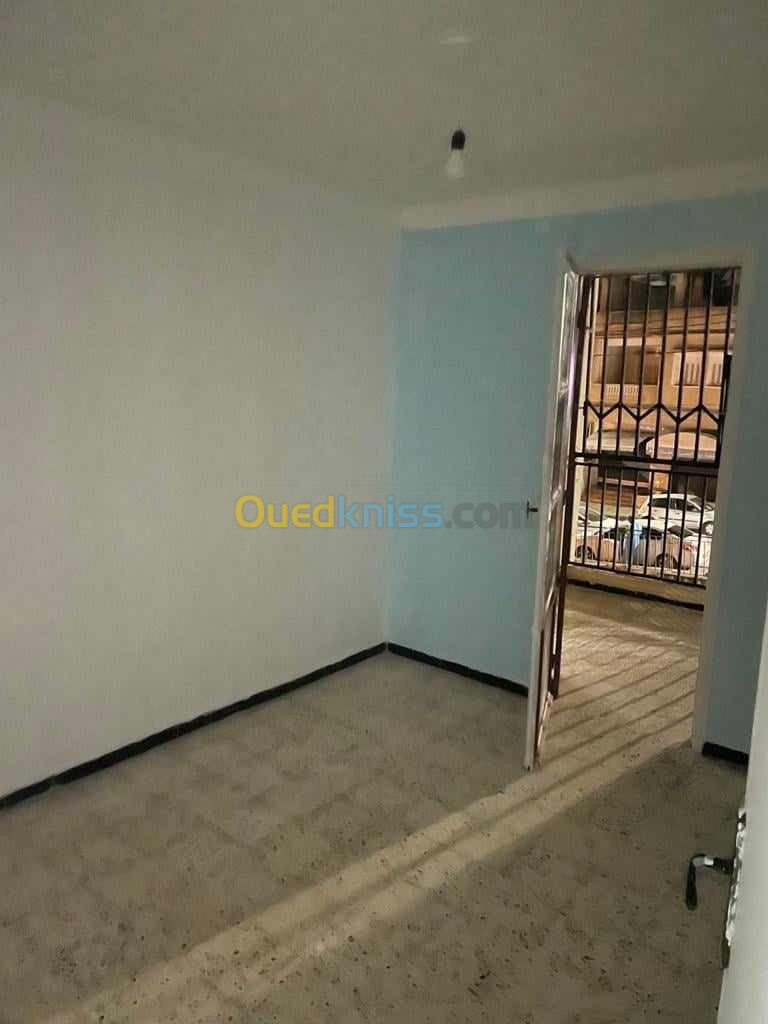 Location Appartement F4 Alger Ain naadja