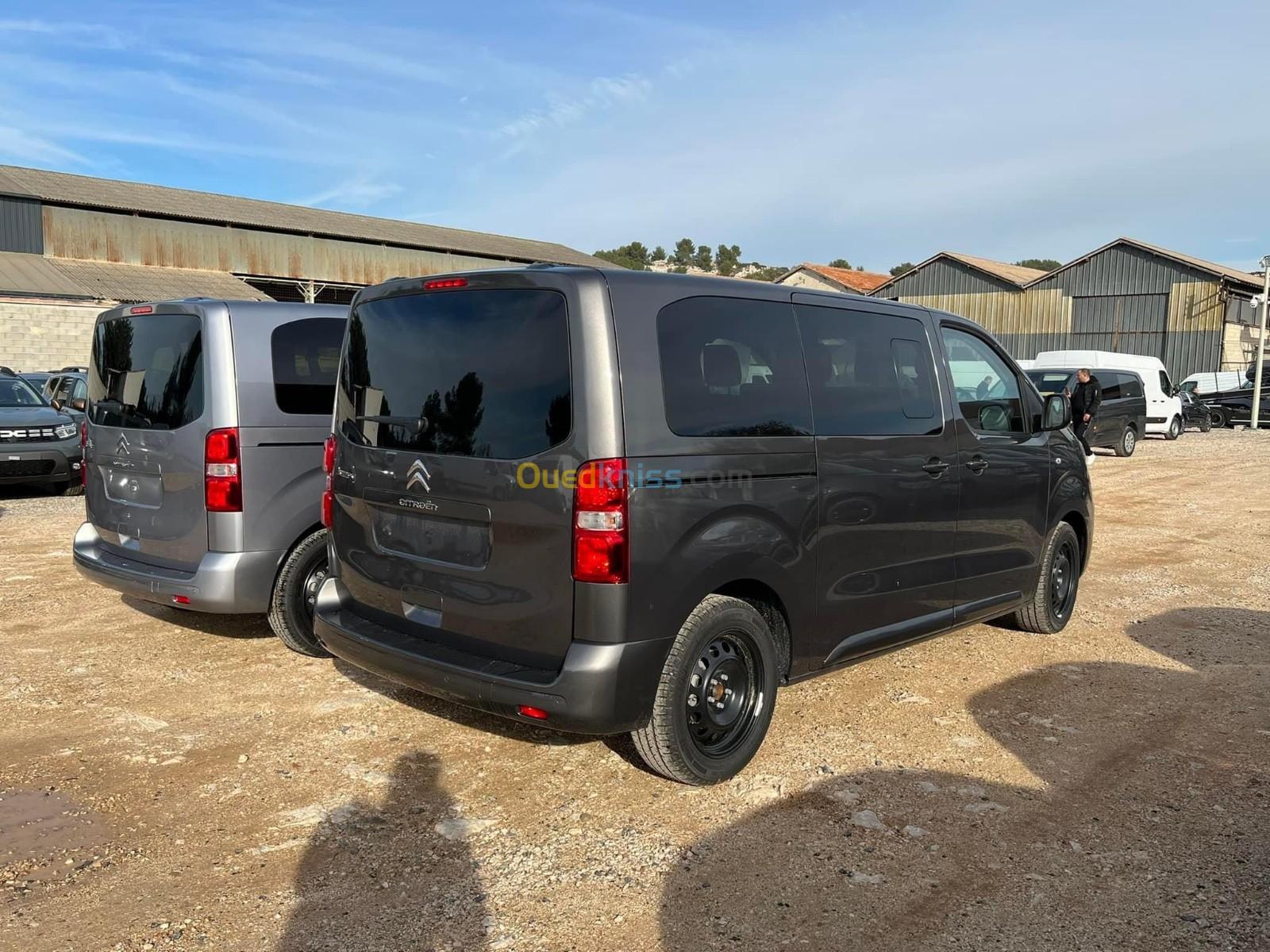 Citroen Véhicules 9 places disponibles pour location on Algérie 2024 Jumpy 9 place