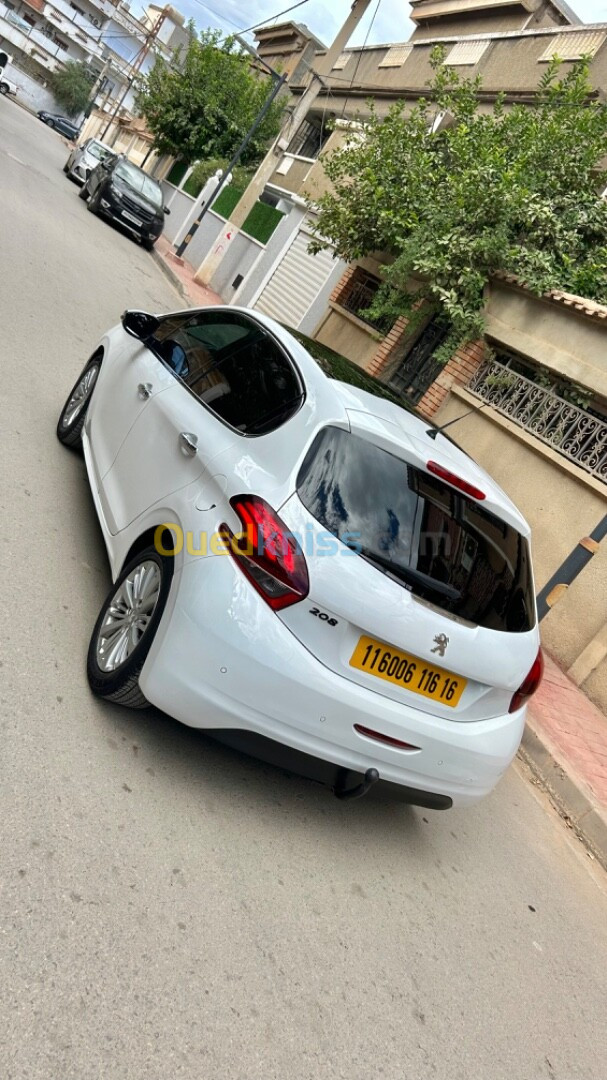 Peugeot 208 2016 Allure Facelift