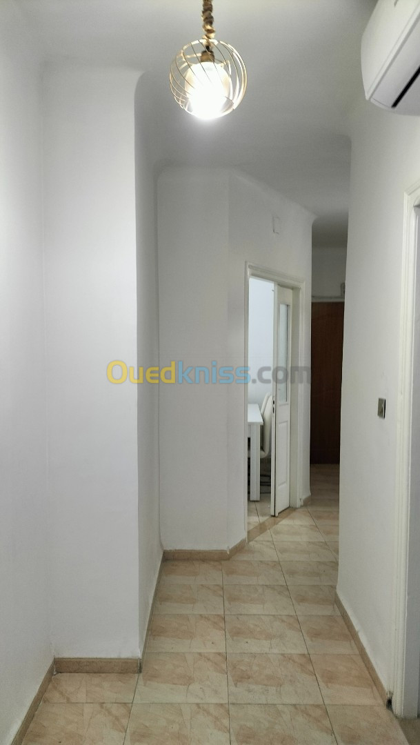 Location Appartement F3 Alger Birkhadem