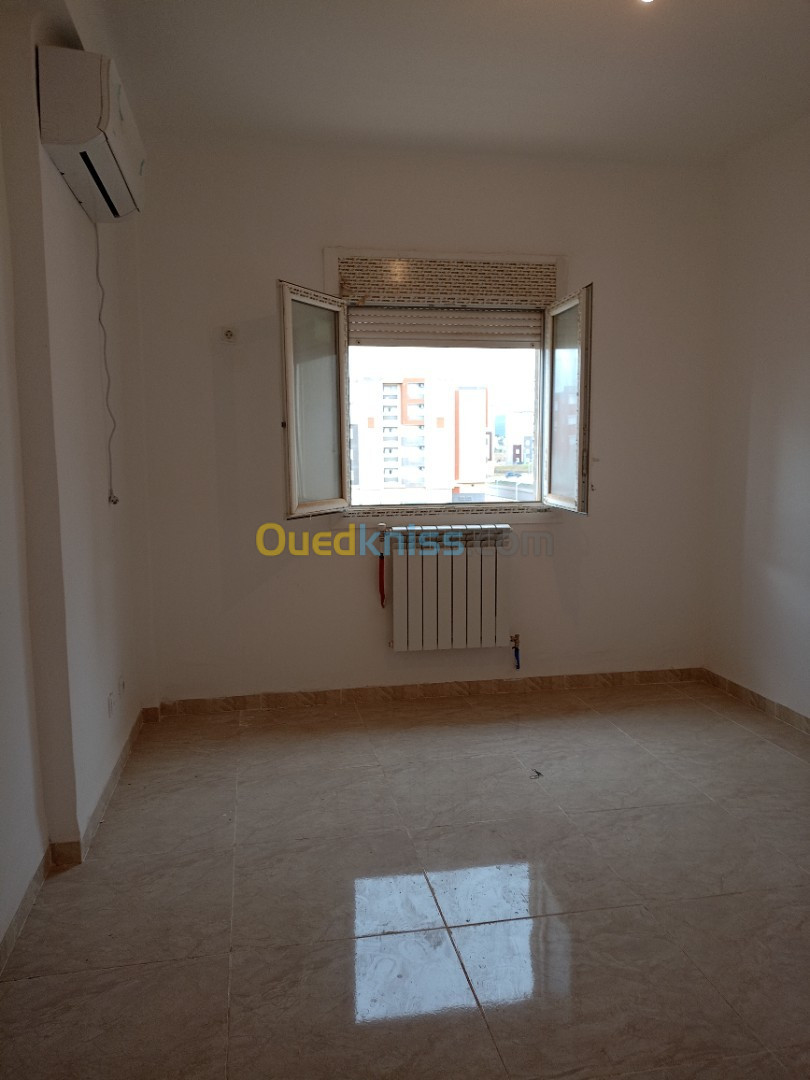 Location Appartement F4 Blida Bouinan