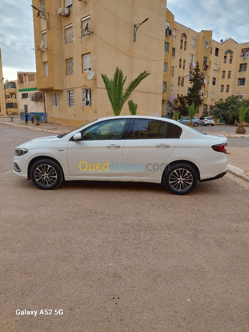 Fiat Tipo 2024 Urbain +