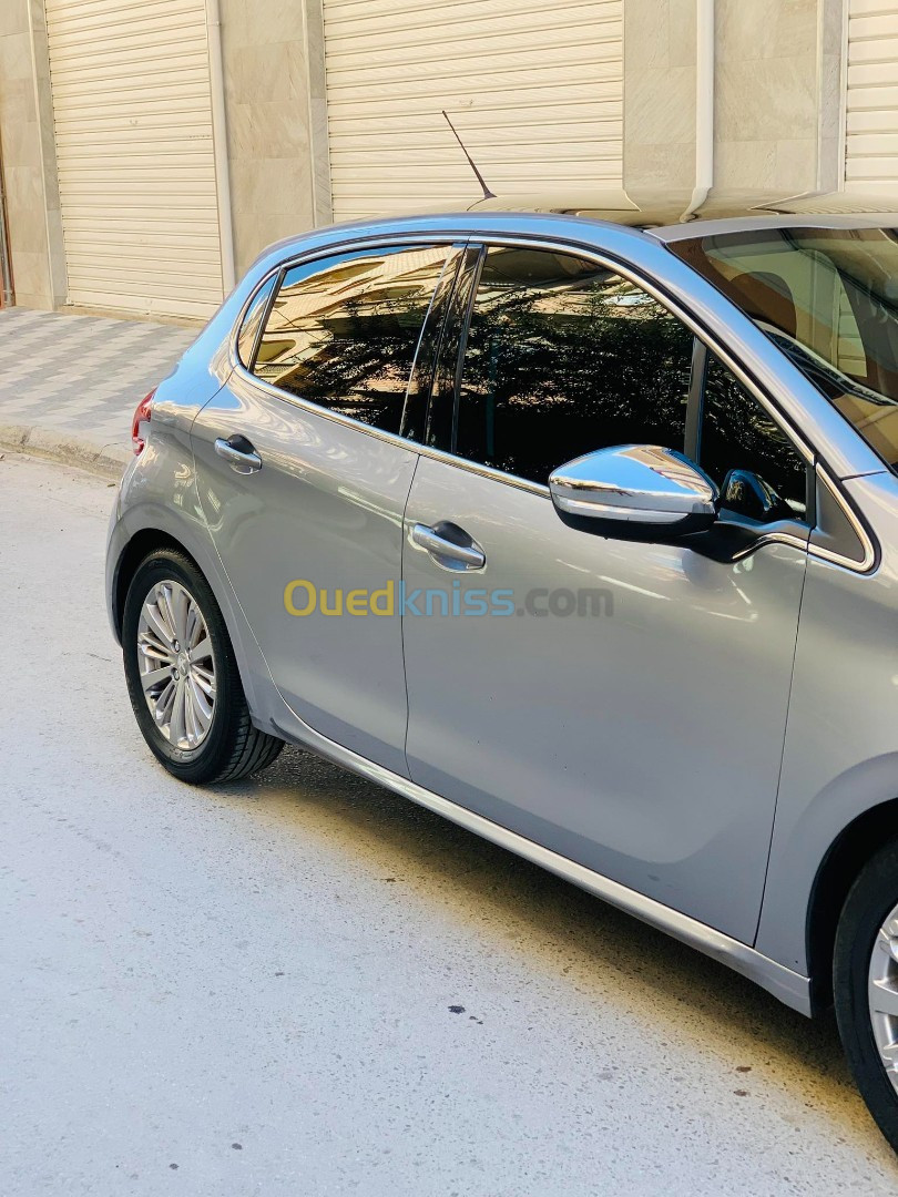 Peugeot 208 2019 Allure