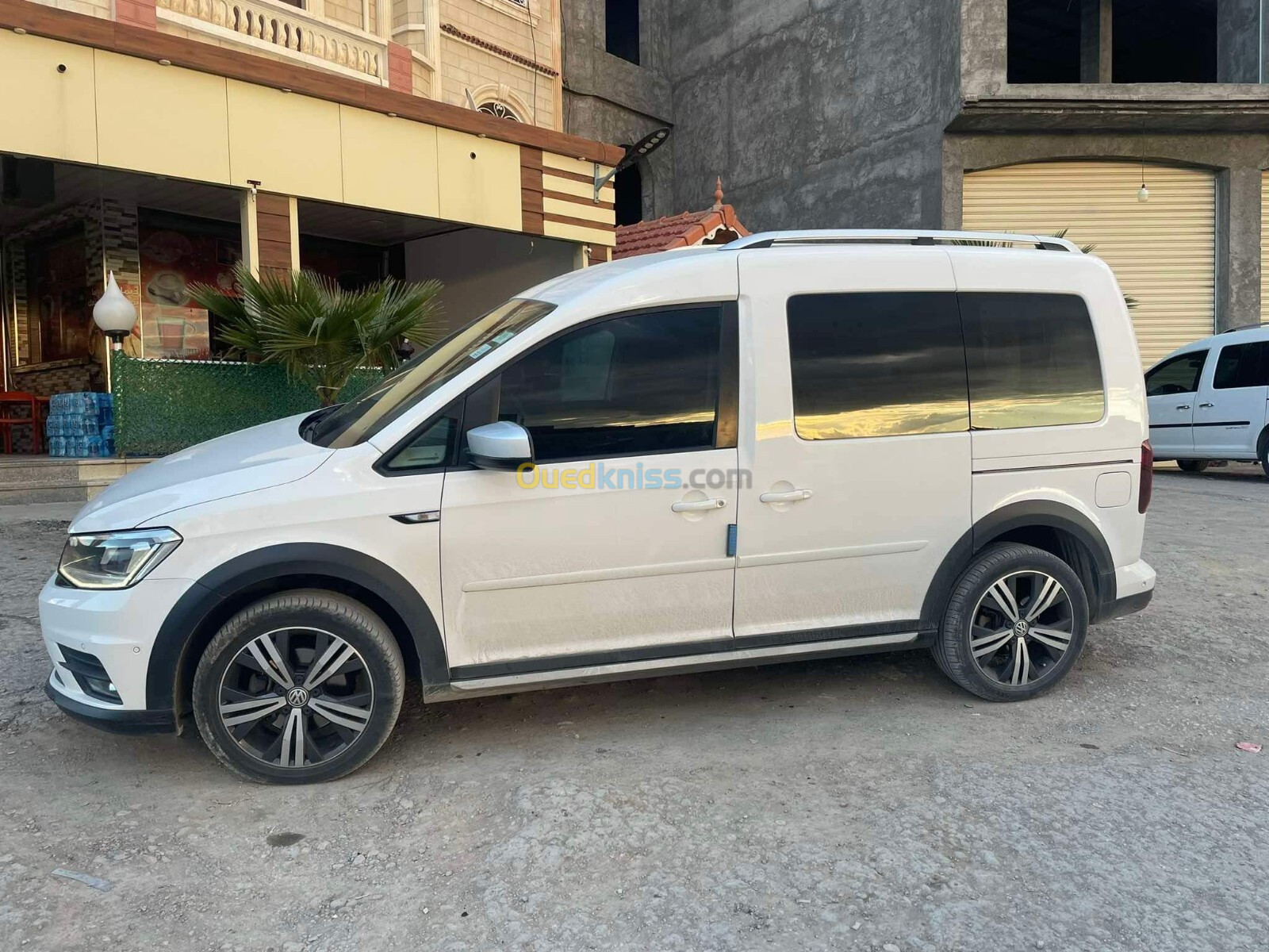 Volkswagen Caddy 2017 Alltrack