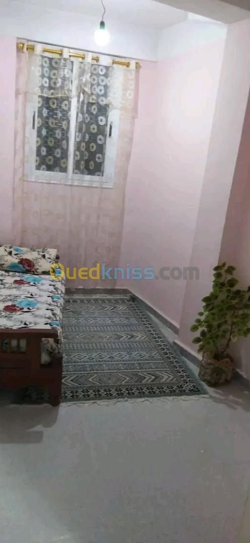 Location Appartement F2 Skikda Collo