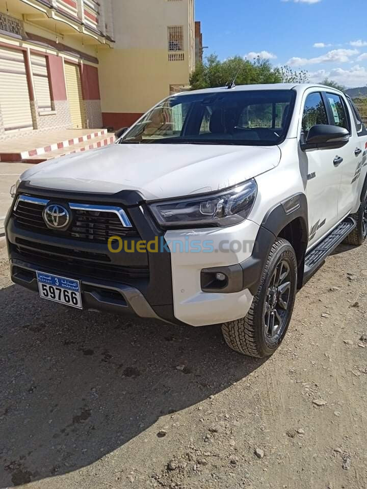 Toyota Hilux 2021 Adventure