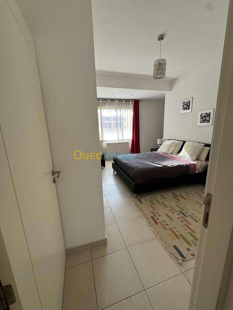 Location Appartement F4 Alger Cheraga