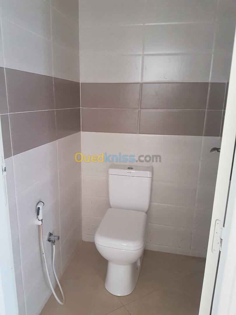 Location Appartement F4 Alger Draria