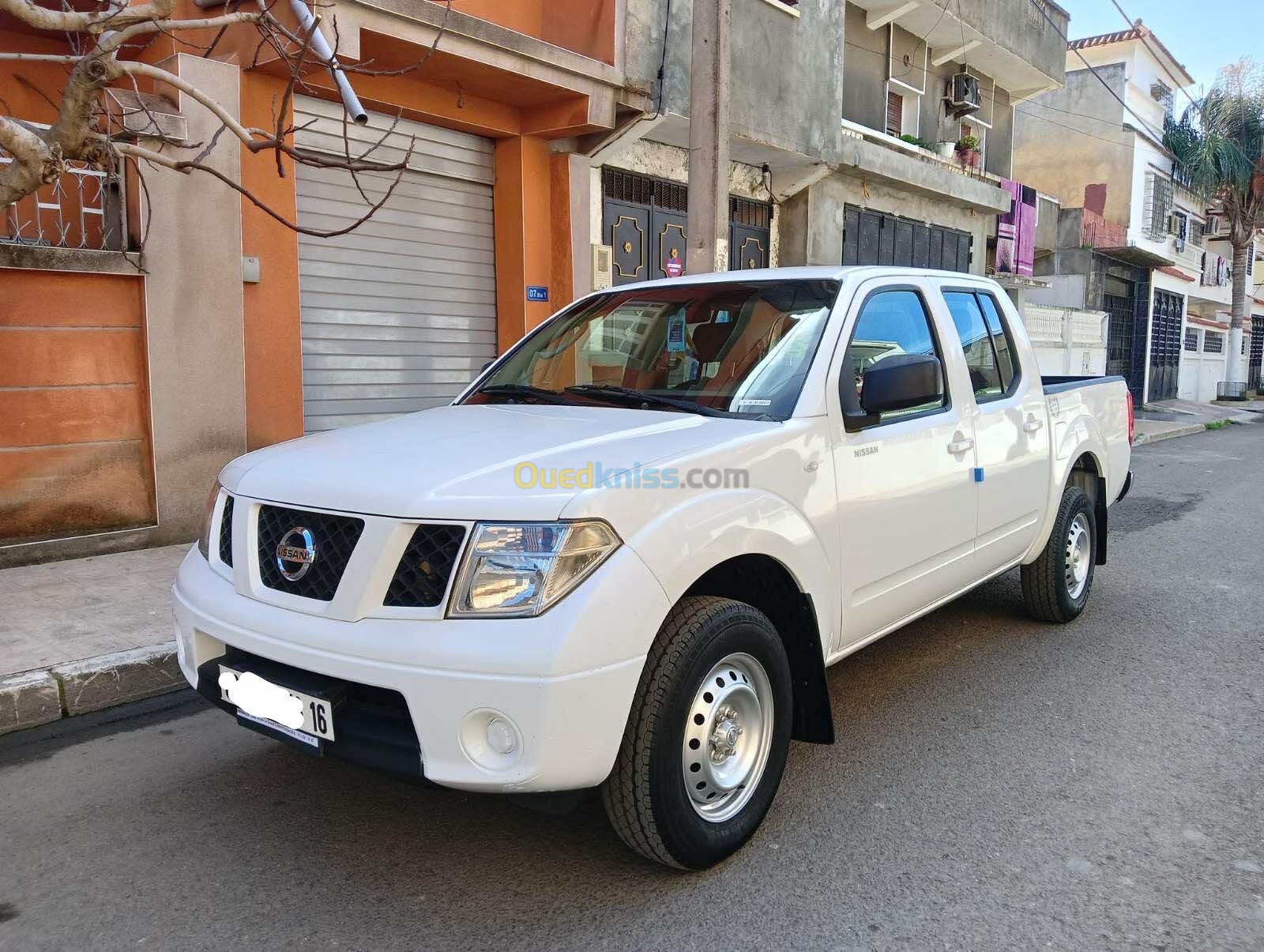 Nissan Navara 2015 Elegance 4x4