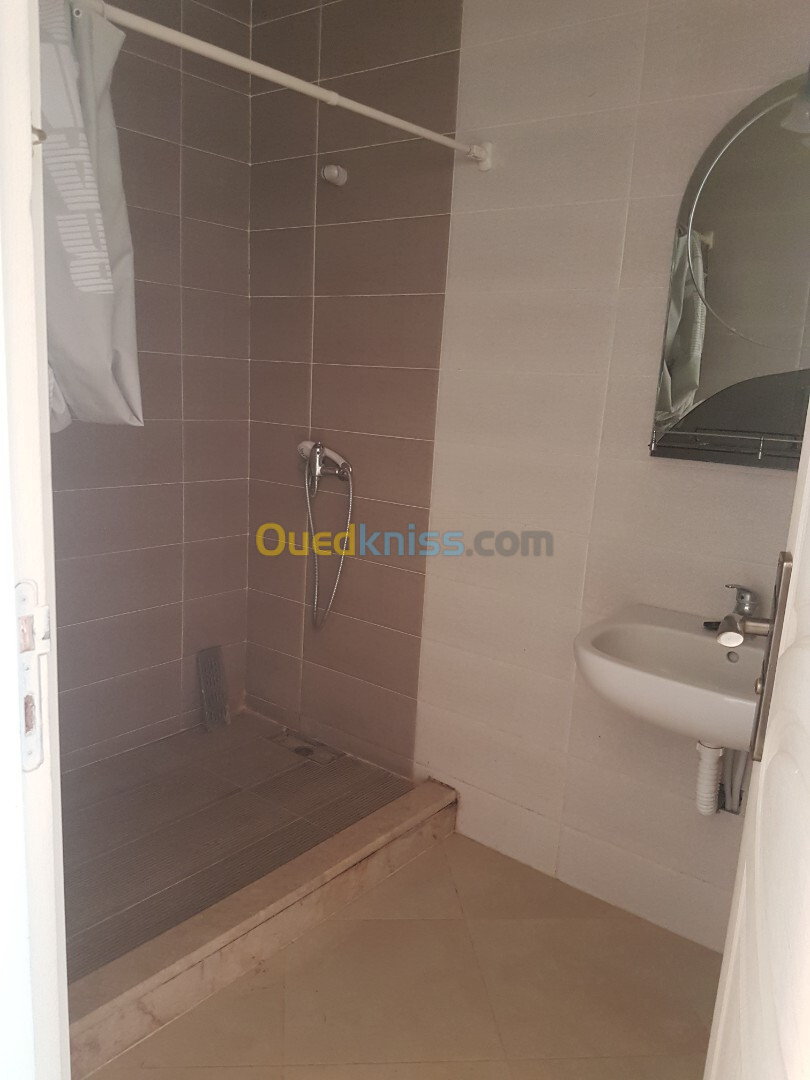 Location Appartement F4 Alger Draria