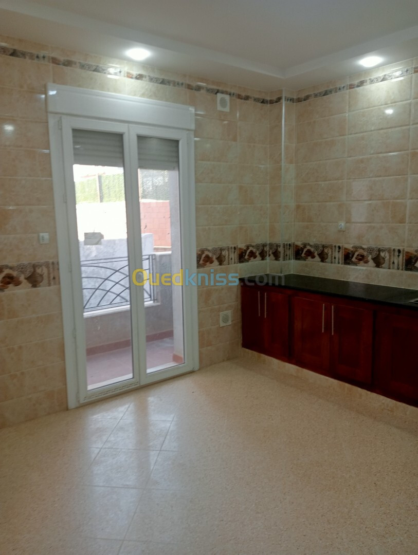 Location Niveau De Villa F4 Alger Douera