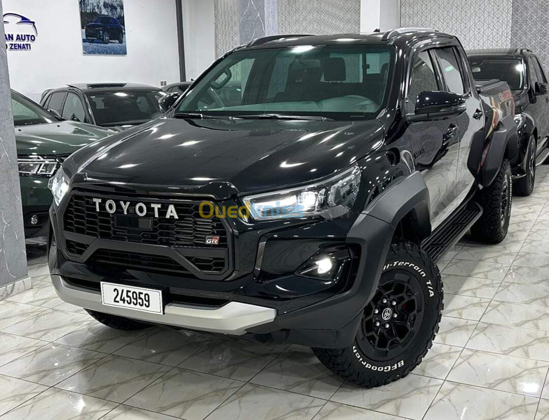 Toyota Hilux 2024 GR