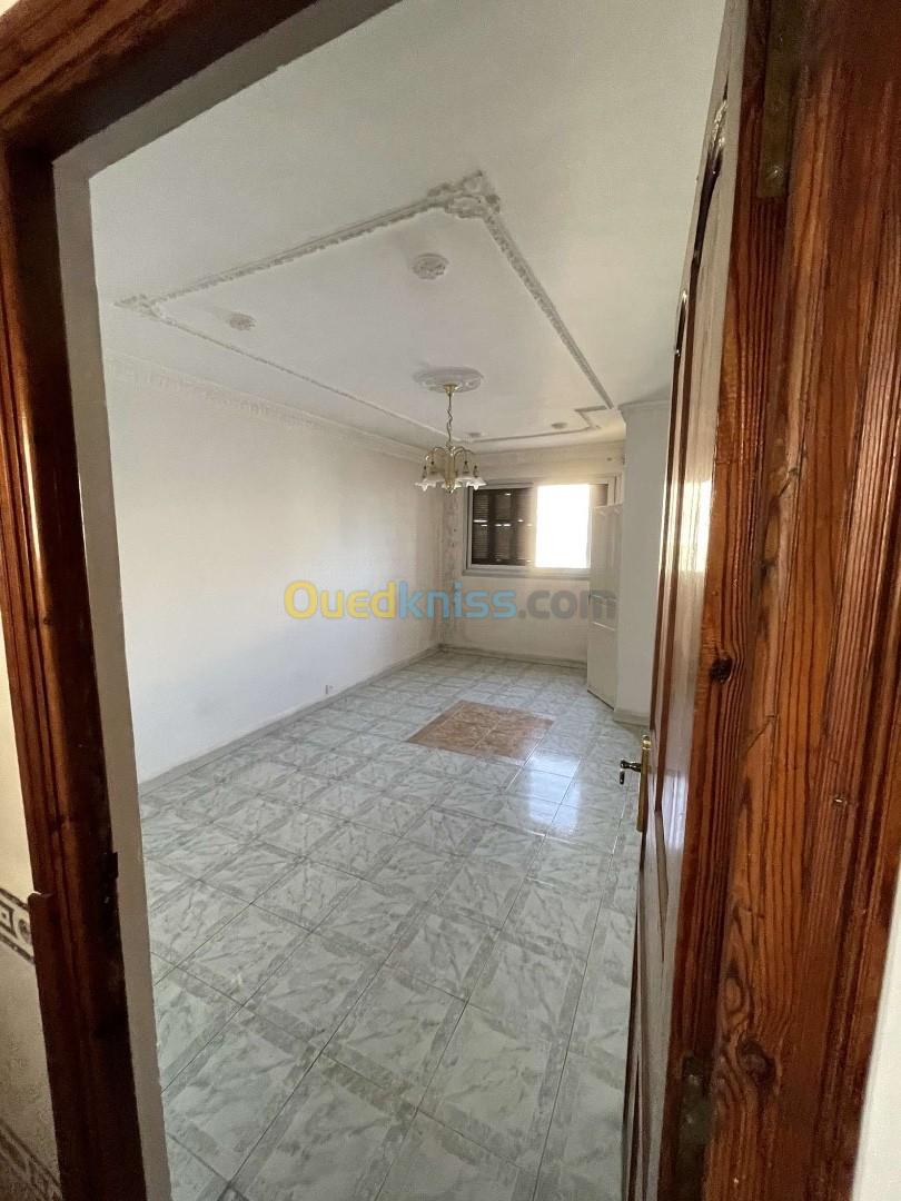 Location Appartement F5 Alger Said hamdine